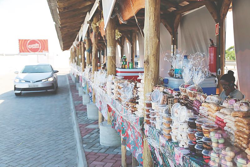 Cocadas são vendidas no Espaço Gastronômico de Marechal Deodoro, localizado às margens da AL-101 Sul, no bairro da Massagueira